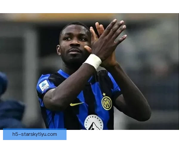 曝图拉姆契合巴萨中锋价低需求